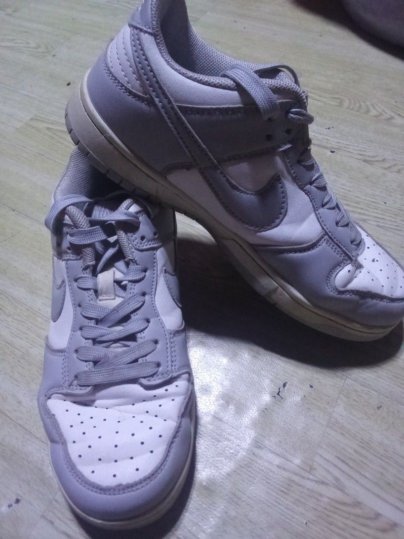 For sale Nike dunk low retro (Category: Sneakers) located in Caloocan City. Submitted by livebird.a91815 (Listing ID 1455167023, Image 2). Description: .