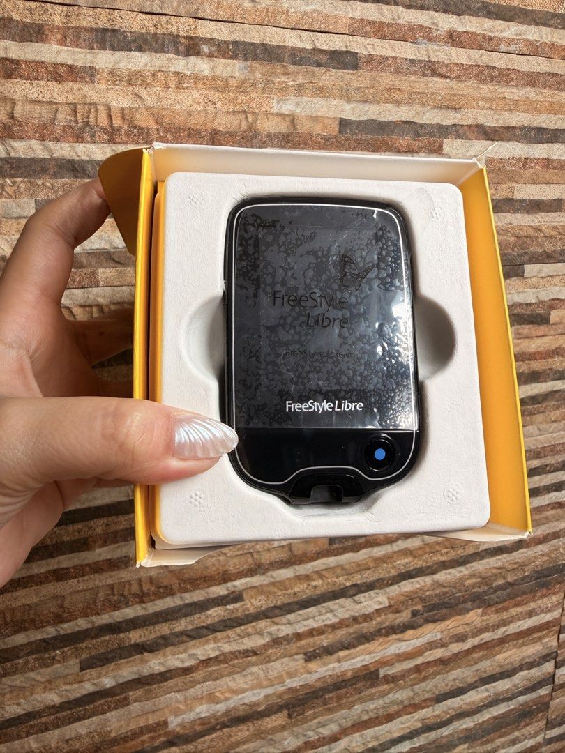 FreeStyle Libre (Category: Health Monitors & Weighing Scales) located in Manila. Submitted by dettabaliven (Listing ID 1455202947, Image 2). Description: Used only for 1 week during pregnancy monitoring.
