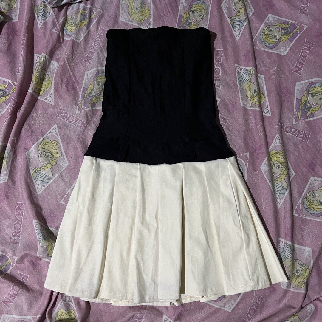 GirlCode Black & Cream Dress Xs-S (Category: Dresses) located in Manila. Submitted by erickalago (Listing ID 1455306227, Image 1). Description: brandnew w stain size xs-s (23-25 waistline) loc: san andres, manila.