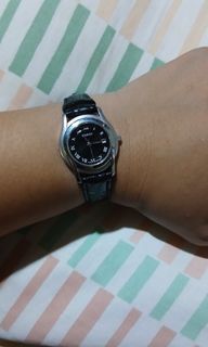 (Category: ) located in . Submitted by shoppebymaria (Listing ID 1455163560, Image 1). Description: .