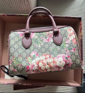 (Category: ) located in . Submitted by jesych (Listing ID 1455158790, Image 1). Description: .