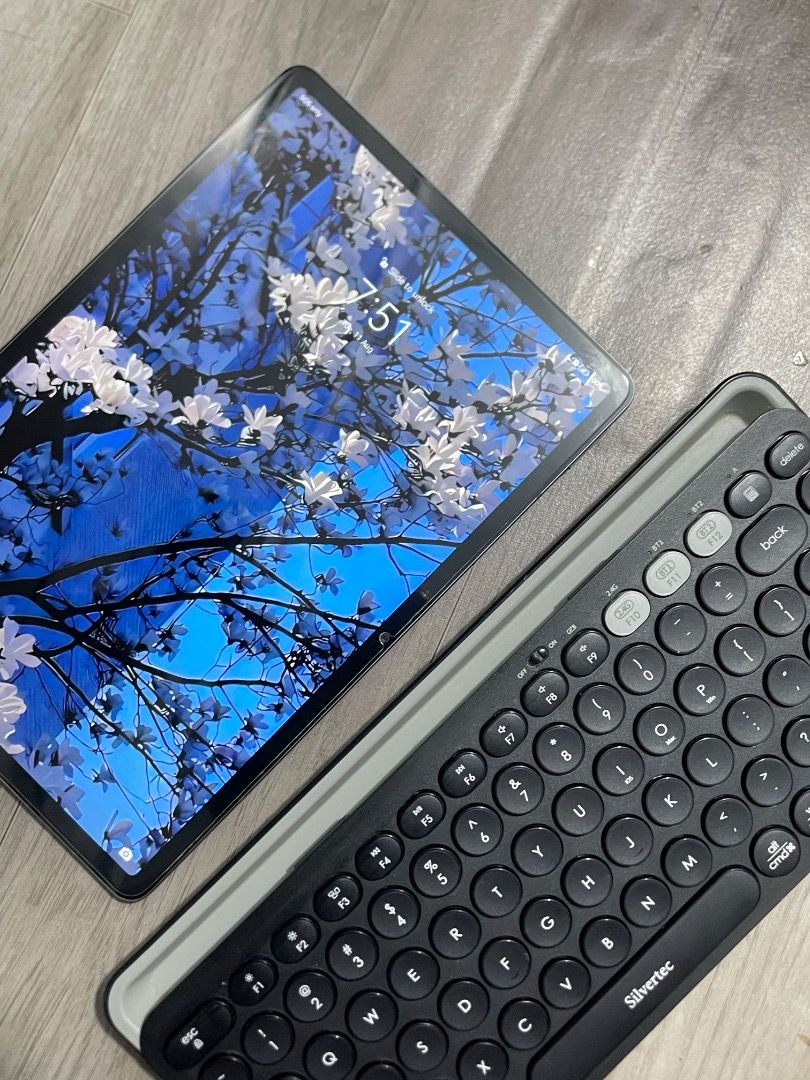 huawei matepad 11.5 (Category: Android) located in Taguig. Submitted by gentle_trishamaecaba (Listing ID 1455254353, Image 2). Description: what you see is what you get inclusion: unit keyboard case .