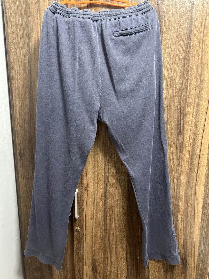 Hugo Boss Grey Sweatpants Joggers (Category: Joggers) located in General Trias. Submitted by jd_15 (Listing ID 1455304018, Image 2). Description: - Grey Hugo Boss sweatpants - Elastic waistband with drawstring - Two side pockets - One back pocket - Embossed BOSS HUGO BOSS logo on left leg near hem - Comfortable for lounging and casual wear.