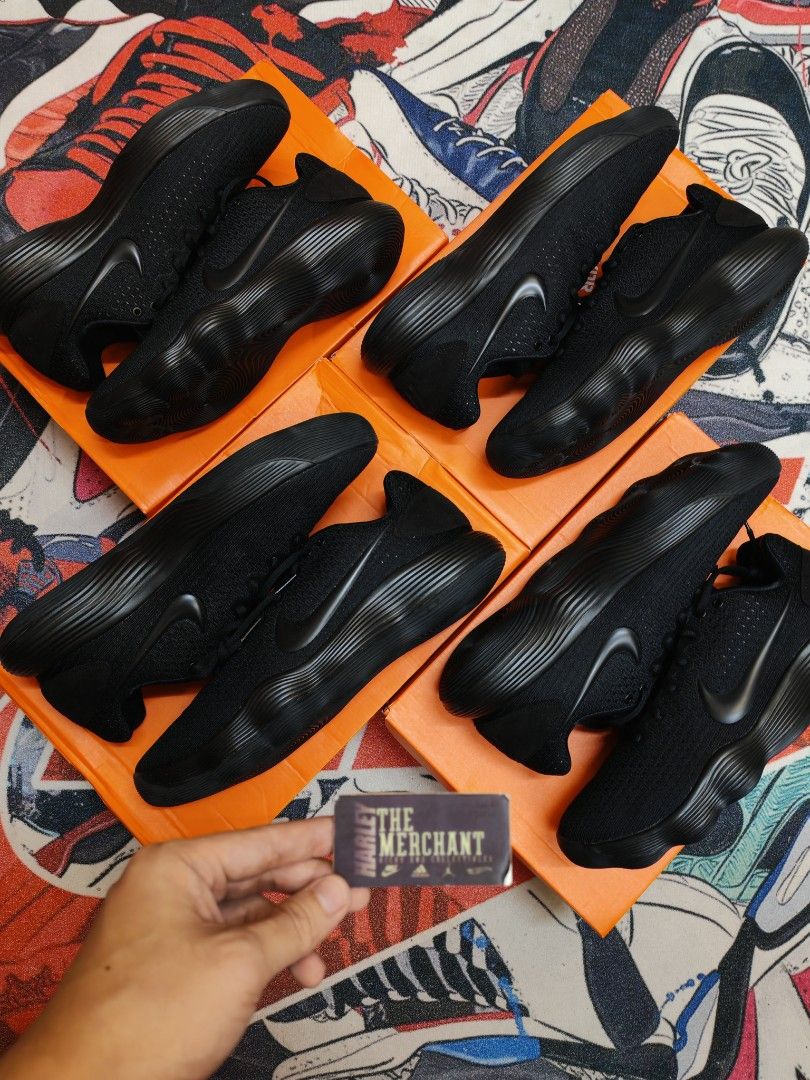 Hyperdunk Low 2017 Triple Black (Category: Sneakers) located in Marikina City. Submitted by tm_harley (Listing ID 1455277965, Image 1). Description: 🚨Hyperdunk Low 2017 Triple Black Size 10 / 10.5 / 11 / 12 Men's ✅4,295 pesos only!! ❌7,595 SRP Send a DM for inquiries 📩 FB: Harley Villa FB Page: The Merchant - Kicks and Collectibles 📌Marikina City Location.