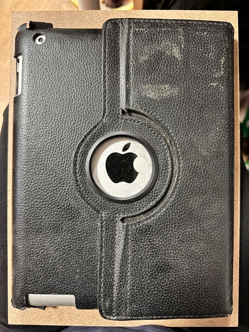 iPad 2 A1395 64GB Wi-Fi (Category: iPad) located in Manila. Submitted by pijaypj (Listing ID 1455256659, Image 3). Description: - Activation Locked/Apple ID Locked - Nagagamit lang pag naka-charge pero pag inalis sa charge namamatay - Kasama na case and charger - Negotiable.