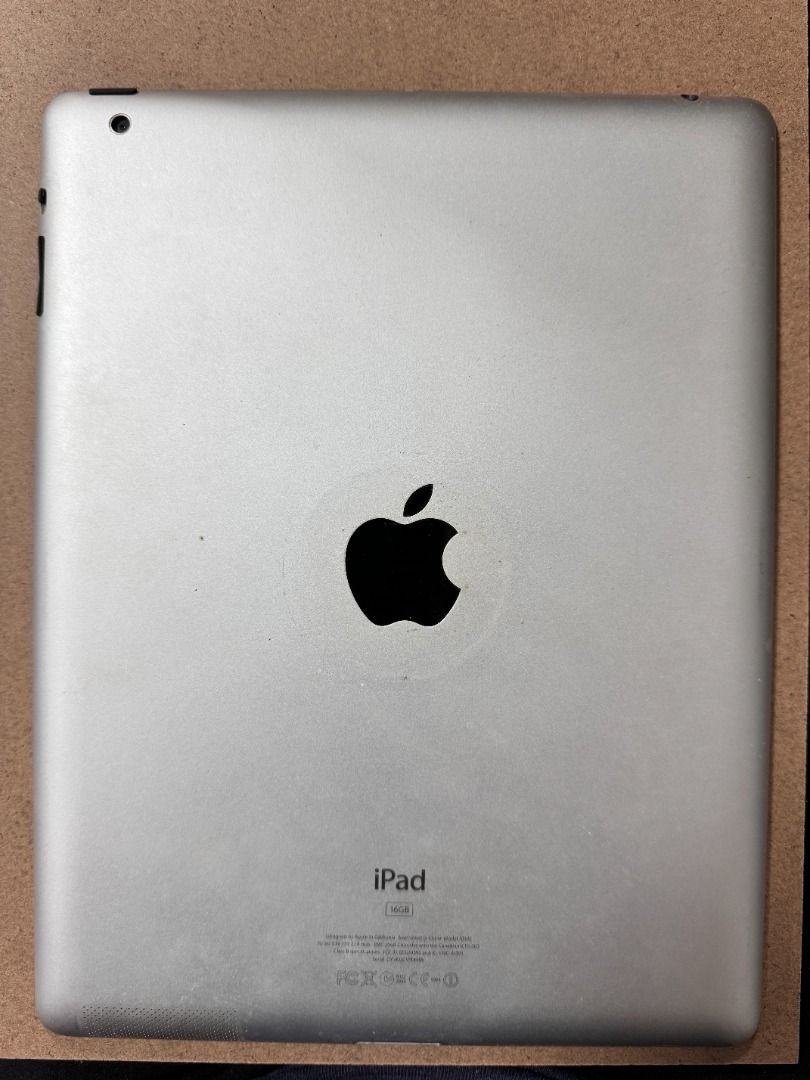 iPad 2 A1395 64GB Wi-Fi (Category: iPad) located in Manila. Submitted by pijaypj (Listing ID 1455256659, Image 1). Description: - Activation Locked/Apple ID Locked - Nagagamit lang pag naka-charge pero pag inalis sa charge namamatay - Kasama na case and charger - Negotiable.