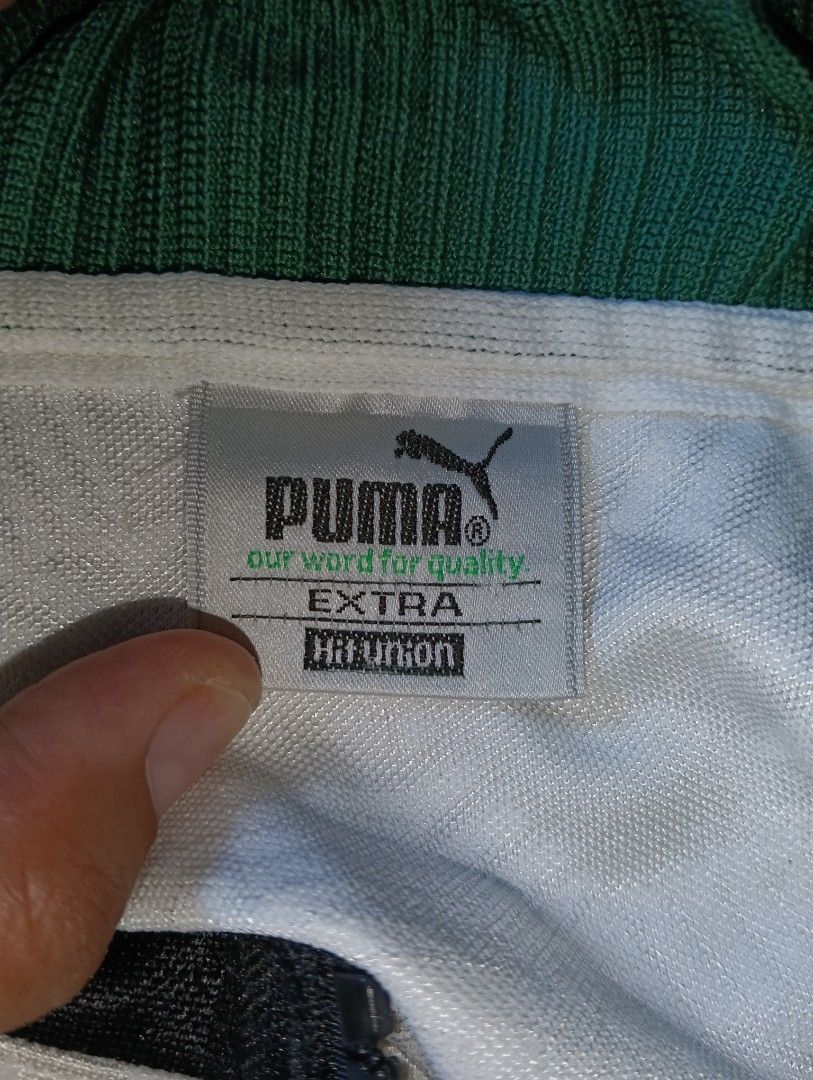 Jacket (Category: Coats, Jackets and Outerwear) located in Rengit. Submitted by madonat (Listing ID 1455220674, Image 3). Description: pit 24 labuh 25.