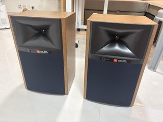 （分類：）位於 。 由 ryanlau168 提交（商品編號 1452577734，圖片 1）。簡介： 。