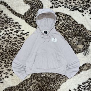 (Category: ) located in . Submitted by ejay.thrift.clothes (Listing ID 1455211201, Image 1). Description: .