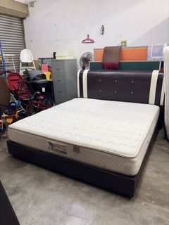 (Category: ) located in . Submitted by goodsdmy_secondhandshop (Listing ID 1455227390, Image 1). Description: .