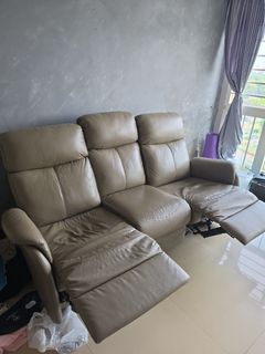 (Category: ) located in . Submitted by Bghvj (Listing ID 1455229221, Image 1). Description: .