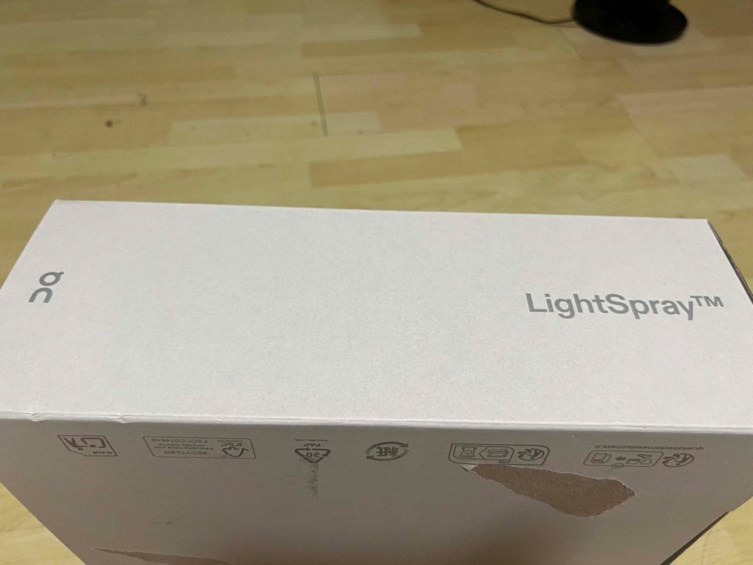 LightSpray Cloudmonster 3 Hyper Lily | Limelight (Category: Sneakers) located in Manila. Submitted by marqusgo326 (Listing ID 1455178561, Image 2). Description: PM for additional info Buyer will shoulder shipping fee US W8.5 | M7 EU 40 UK 6.5 Includes On Cloud Socks (Size S) (US W7-8.5).