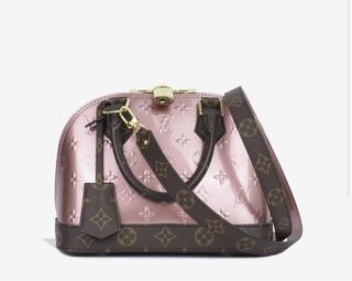(Category: ) located in . Submitted by shopaholic0816 (Listing ID 1447696777, Image 1). Description: .