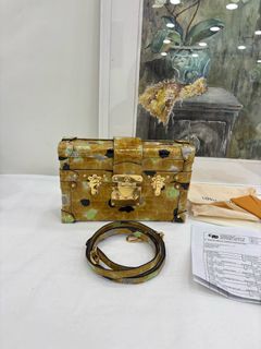 （分類：）位於 。 由 bk_luxury 提交（商品編號 1455171773，圖片 1）。簡介： 。