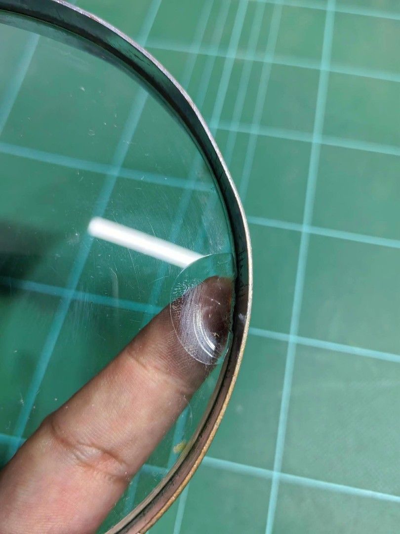 Magnifying Glass - Big Size (Category: Mirrors) located in Cebu City. Submitted by dudes_villanueva (Listing ID 1455242448, Image 3). Description: Magnifying Glass - Big Size 📌 Has Glass Chip and Metal Frame Dent but still perfectly functional. Diameter : 4.5 in.