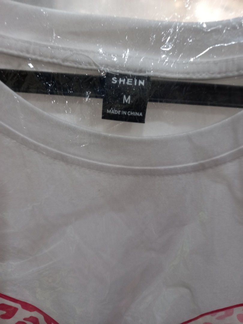 Men's White Sleeveless Shirt (Category: Tshirts & Polo Shirts ) located in Marikina City. Submitted by smartshop.ph (Listing ID 1455213811, Image 3). Description: Ang dami nating WHITE TSHIRTS 🤣😅 CLEARANCE SALE NA NATIN YAN. Php 100.00 each na lang po. Para maidisplay na natin yung mga NEW ARRIVAL ! AVAILABLE ON HAND🛍 📍SMARTSHOP 1 Santisimo St. San Roque MON - SAT | 9AM to 6PM 👉DM FOR ORDERS! ✅️Good quality 📱MOP : BDO BPI GCASH MAYA 💳DEBIT