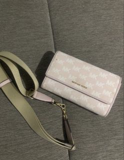 (Kategori: ) berada di . Dikirim oleh preeloved.cute (ID iklan 1455198423, Gambar 1). Deskripsi: .