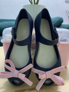 (Category: ) located in . Submitted by dabel.f.bundle.n.preloved (Listing ID 1455235755, Image 1). Description: .