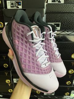 由 SneakersEvil (刊登 ID 1455304263，圖片 1) 提交，位於 的 (類別：)，說明：。