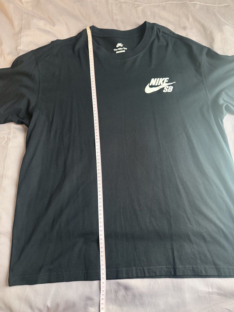 Nike SB basic (Category: Tshirts & Polo Shirts) located in Singapore. Submitted by llq88 (Listing ID 1455156572, Image 1). Description: Basic tee Buy 3 pcs Nike can make it to $20 each.