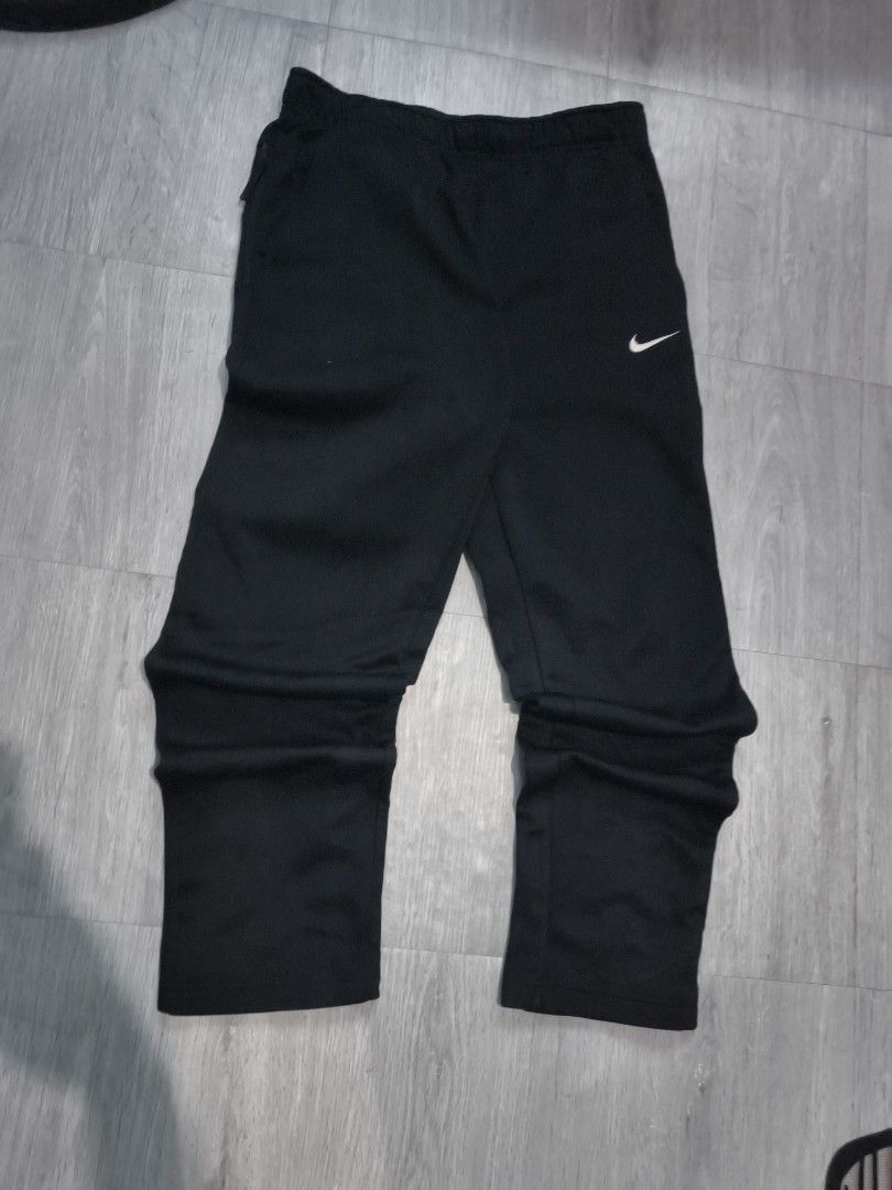 NIKE THERMA FIT PANTS (Category: Activewear) located in Guagua. Submitted by captrcher (Listing ID 1455163241, Image 3). Description: .