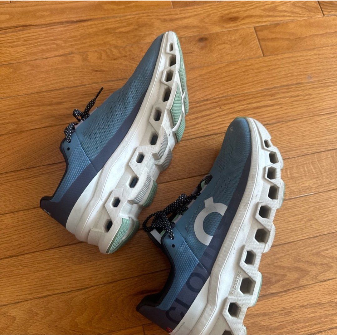 On Cloudmonster Running Shoes Blue Teal US M9 (Category: Sneakers) located in Quezon City. Submitted by mellym00 (Listing ID 1455295563, Image 3). Description: - On Cloudmonster running shoes - Color: Blue and Teal - Size: US Men's 9 / EU 42.5 This was only used once or twice Already lowered the price .
