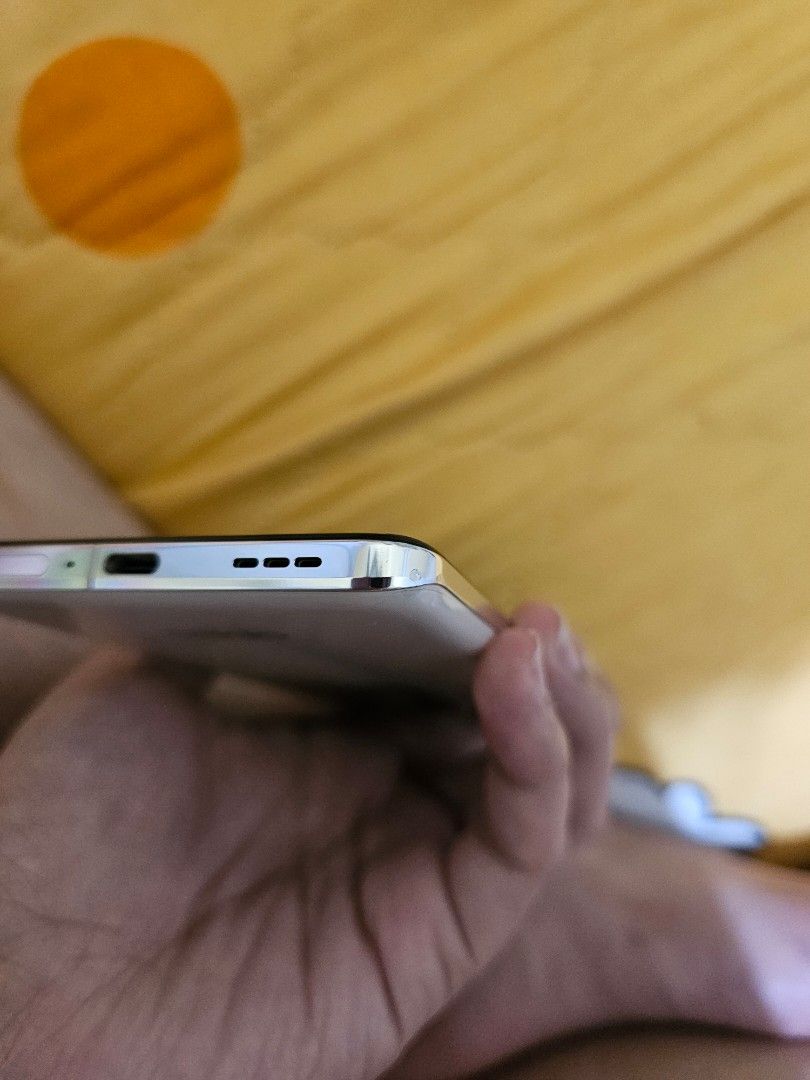 Oppo find N3 flip 12/256gb (Category: OPPO) located in Taytay. Submitted by miho30 (Listing ID 1455227305, Image 2). Description: no issue at all complete package all original .
