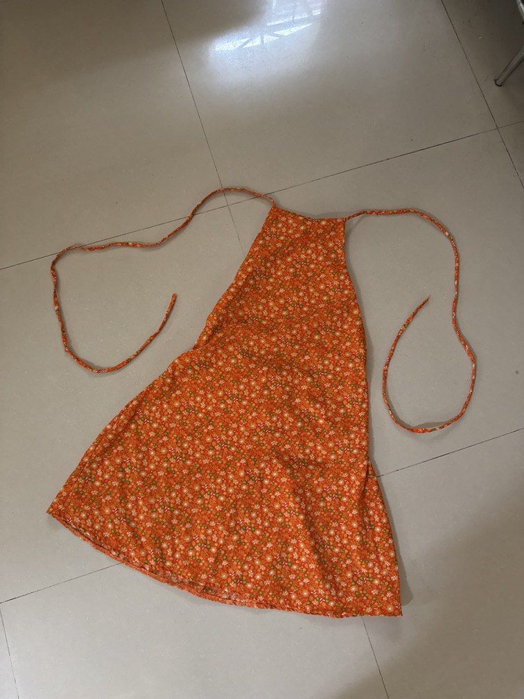 orange floral backless halter mini dress (Category: Dresses) located in Cavite. Submitted by vmlr_ (Listing ID 1455187785, Image 1). Description: ship from dasma cavite rfs: decluttering mop: bpi/maya/gcash/gogoexpress cod .