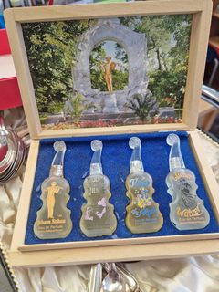 （分類：）位於 。 由 perfume_007 提交（商品編號 1455230076，圖片 1）。簡介： 。