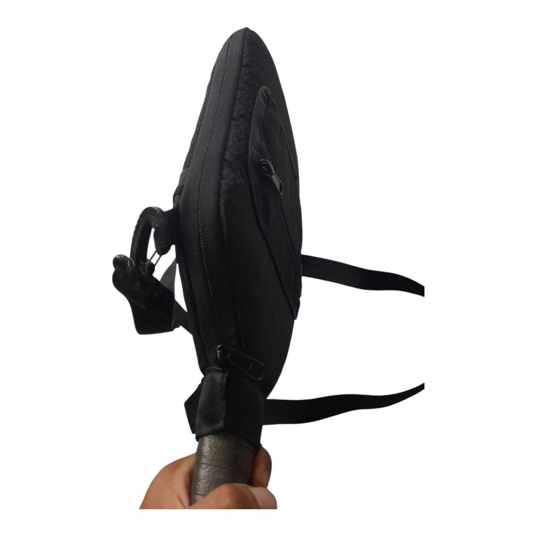 Pickle Ball paddle sling case (Category: Sling Bags) located in Canlaon. Submitted by shoplokal (Listing ID 1455158445, Image 3). Description: Made to order honeycomb pickleball paddle sling case Fit all size of Pickle Ball Paddle.