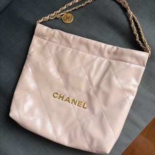 (Category: ) located in . Submitted by shopmycloset77 (Listing ID 1455202753, Image 1). Description: .