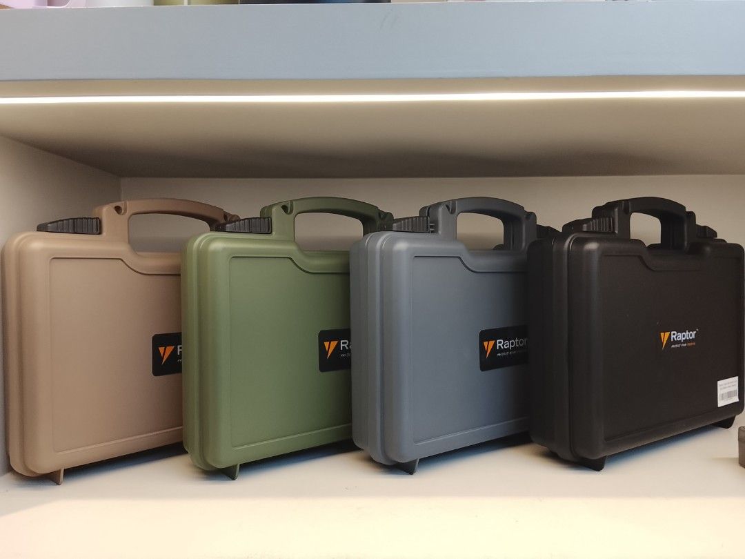 RAPTOR CASE LITE HAND CARRY 308 (Category: Cases & Covers) located in Manila. Submitted by altituderobmanila (Listing ID 1455155546, Image 1). Description: External Dim.(L*W*D): 12.87""""*10.94""""*3.19""""(327x278x81mm) Internal Dim.(L*W*D): 12.05""""*8.11""""*2.72""""(306x206x69mm) Lid Depth: 1.26""""(32mm) Bottom Depth: 1.85""""(47mm) Total Depth: 3.11""""(79mm) Int. Volume: 4.35L Weight with Foam: 1.43lb(0.65kg) Weight Empty: 1.39lb(0.63kg) B