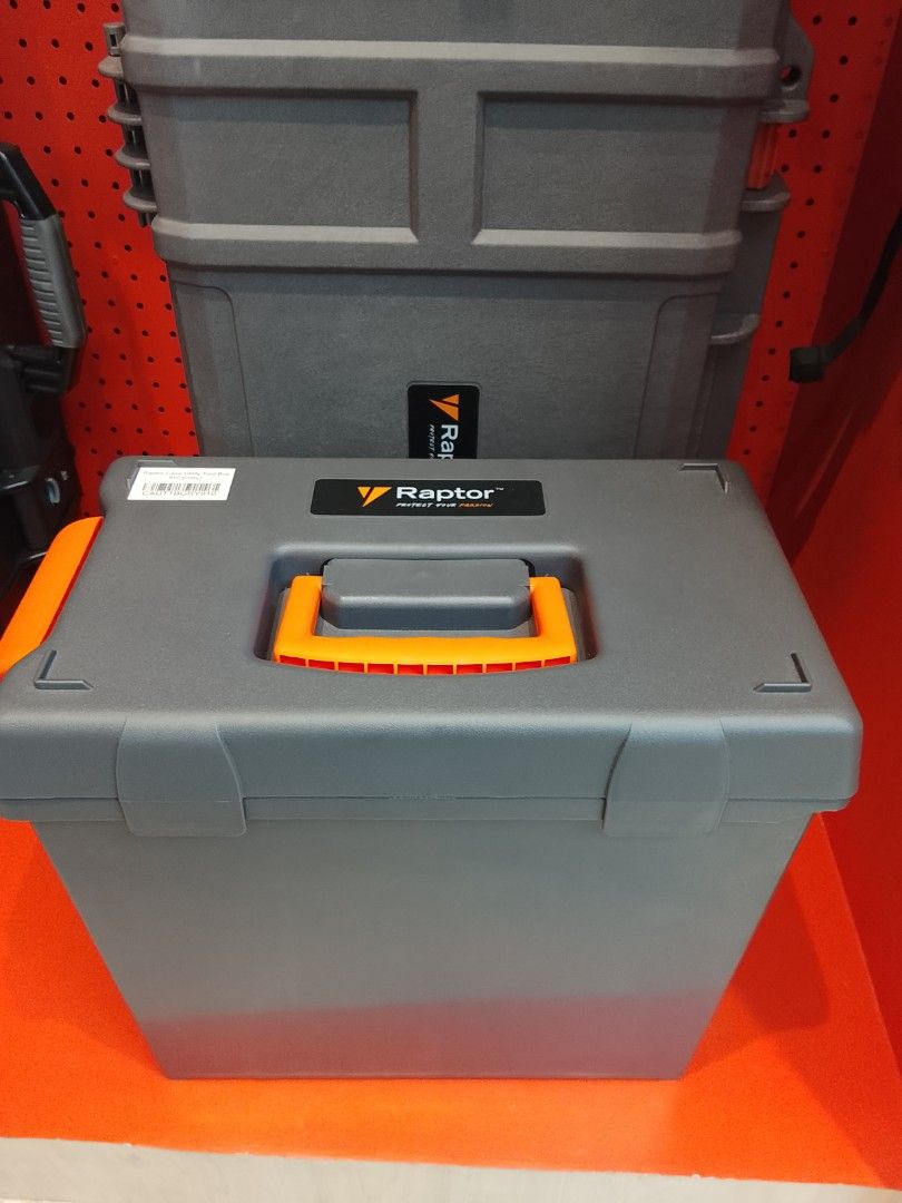RAPTOR CASE UTILITY TOOL BOX 910 (Category: Storage Boxes & Baskets) located in Manila. Submitted by altituderobmanila (Listing ID 1455174159, Image 1). Description: EXTERIOR (LXWXD): 35*20*34cm 13.8“*7.9“*13.4“ INTERIOR: 13.3""""*7.48""""*11.4"""" VOLUME: 1134 w/o tray 487 w/ tray Weight: 4.1LBS (1.9KG) Material: PP Waterproof: IP65 w Secret Compartment and Lid.
