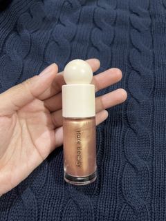 (Category: ) located in . Submitted by sofeasmakeupdrawer (Listing ID 1455166291, Image 1). Description: .