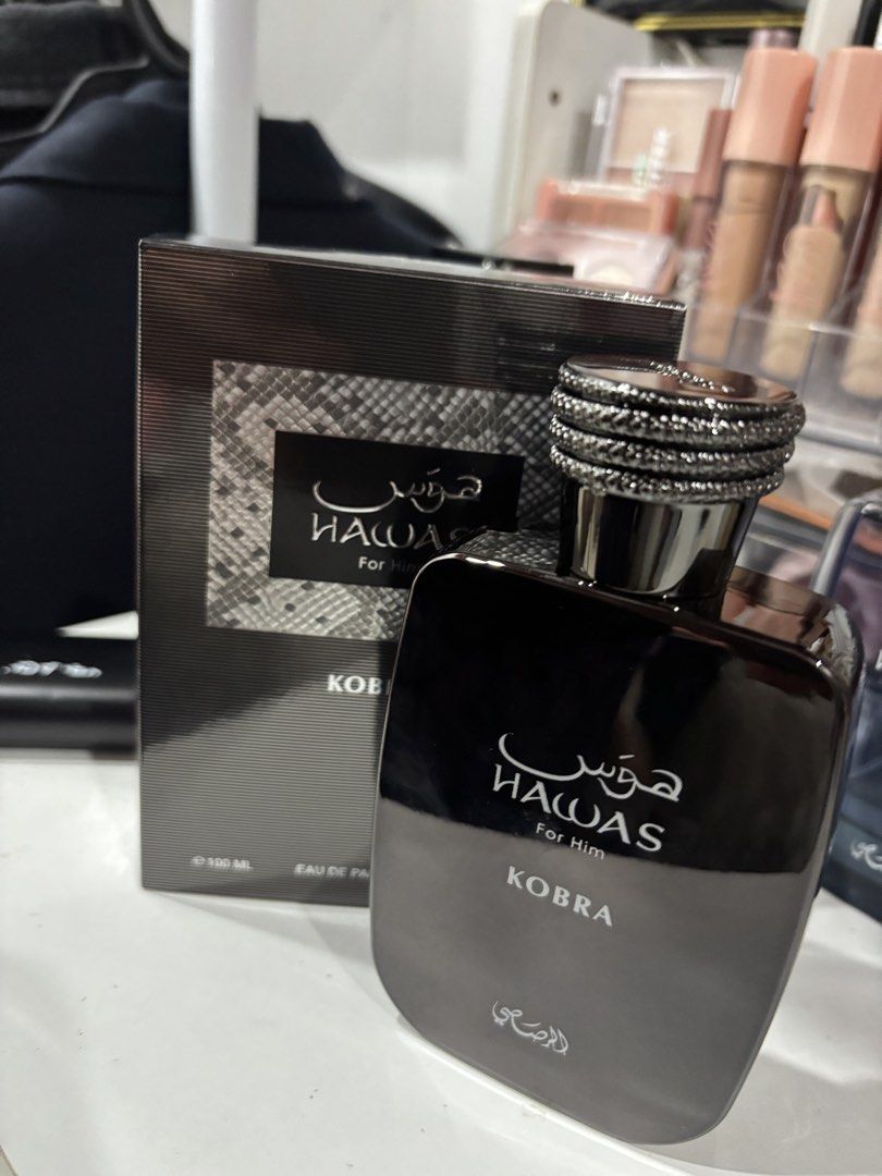 RASASI HAWAS KOBRA (Category: Fragrance & Deodorants) located in Muntinlupa City. Submitted by revlis01 (Listing ID 1455173764, Image 2). Description: If want niyo rin mag amoy clean and sophisticated, try niyo na rin tong Hawas Kobra 🐍 Solid for clean and well-groomed men, pwede pang office, pang school, casual night outs. Soapy type ng pabango na amoy fresh from the bath 🫧🫧🫧 Open for sale ng Decant! ONHAND CAN SHIP/MEET AGAD 5 ml - 250.00 O