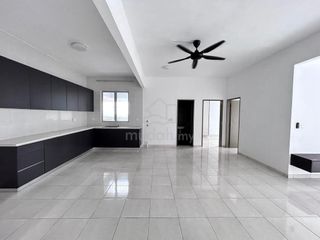 (Category: ) located in . Submitted by wennieho (Listing ID 1444099886, Image 1). Description: .