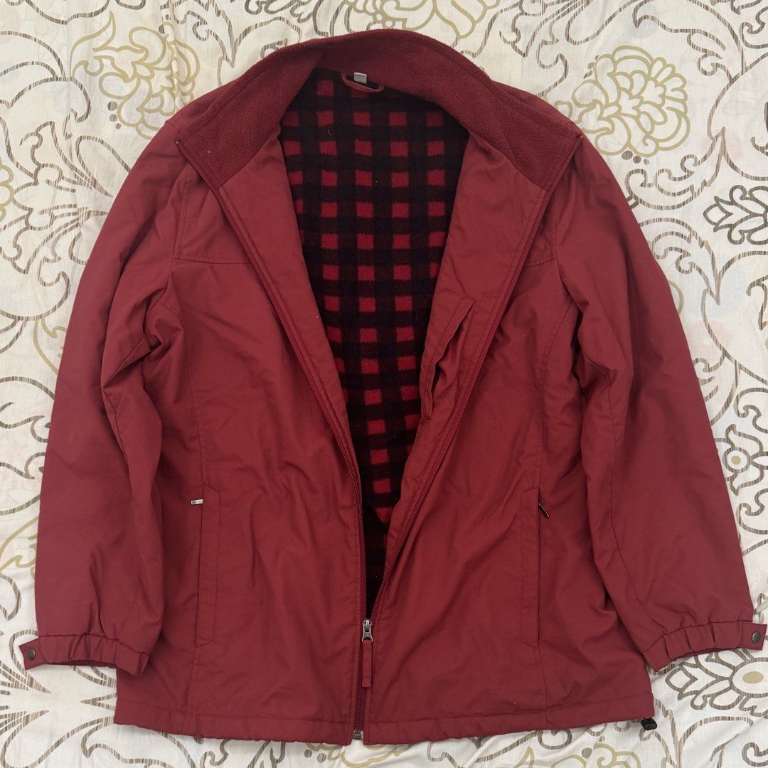 Red Uniqlo Zip-Up Jacket (Category: Coats, Jackets and Outerwear) located in Manila. Submitted by gronte (Listing ID 1455287274, Image 2). Description: red uniqlo zip-up jacket with plaid lining size L on tag length: 29in width: 22in mop: gcash mod: lalamove / jnt (sf shouldered by buyer) loc: parañaque .
