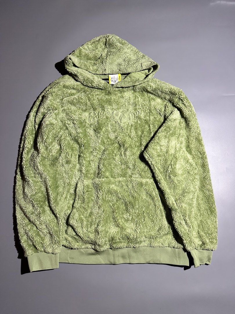 RIPNDIP WAVE SHERPA (Category: Activewear) located in Calbayog City. Submitted by js.street.finds (Listing ID 1455142163, Image 1). Description: Dimes 26/30 issue cut washtag.