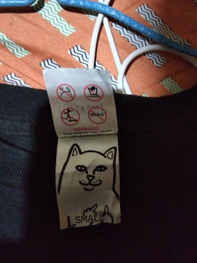 RIPNDIP T-Shirt - Van Gogh Cat Print (Category: Tshirts & Polo Shirts ) located in Manila. Submitted by vtg_finds30 (Listing ID 1455200827, Image 3). Description: **[LIKE NEW] RIPNDIP Van Nermal (Van Gogh Parody) Tee** * **Price:** ₱1,100 (Slightly negotiable) * **Size:** Men's Small (Great fit for slim builds or women looking for a casual/streetwear fit) * **Condition:** 9.5/10 (Like new, absolutely NO fading, print is 100% intact, zero cracks) 