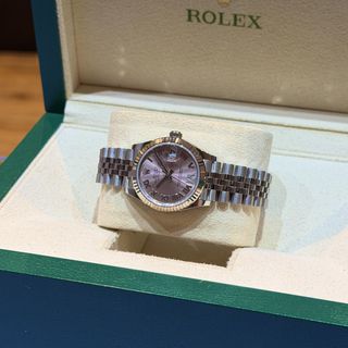 (Category: ) located in . Submitted by allwatches_anson (Listing ID 1455234661, Image 1). Description: .