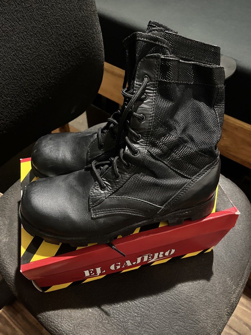 ROTC Combat Boots (Category: Boots) located in Manila. Submitted by wakskiski_declutter (Listing ID 1455253155, Image 2). Description: Used for ROTC (Standard for DLSU) Unshined, free boots polish provided Size EU 43/UK9/US 10 Minor scuffs on the toe area No other issues J&T, Lalamove, or can meet up Vito Cruz/Katipunan area.