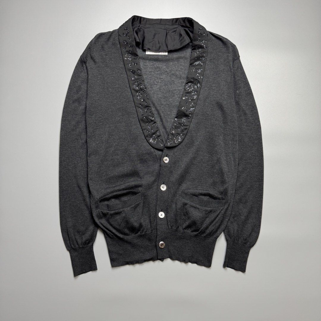 Sacai - Beaded Lapel Collar - Cardigan (Category: Luxury Apparel) located in Quezon City. Submitted by japon_rose (Listing ID 1455321671, Image 1). Description: READ DESCRIPTION FIRST BEFORE YOU START A DEAL GUARANTEED AUTHENTIC ❗️ Womens/ Sacai - Beaded Lapel Collar - Cardigan Color: Black Size: 2 on tag (Best fit to large womens) Length: 26 Width: 20 Shoulder: 20.5 Sleeves: 24.5 Hem: 12 (MEASURED IT BY INCHES) 9.5/10 overall condition In excell