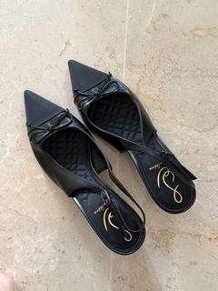 (Category: ) located in . Submitted by ela.singapore (Listing ID 1455225725, Image 1). Description: .