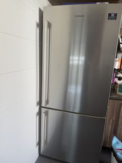 (Category: ) located in . Submitted by sam.market (Listing ID 1455211659, Image 1). Description: .