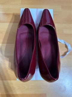 (Category: ) located in . Submitted by onegirlscloset (Listing ID 1455260131, Image 1). Description: .