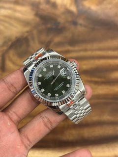 (Category: ) located in . Submitted by jimartisanwatchlegacyyy (Listing ID 1455246198, Image 1). Description: .