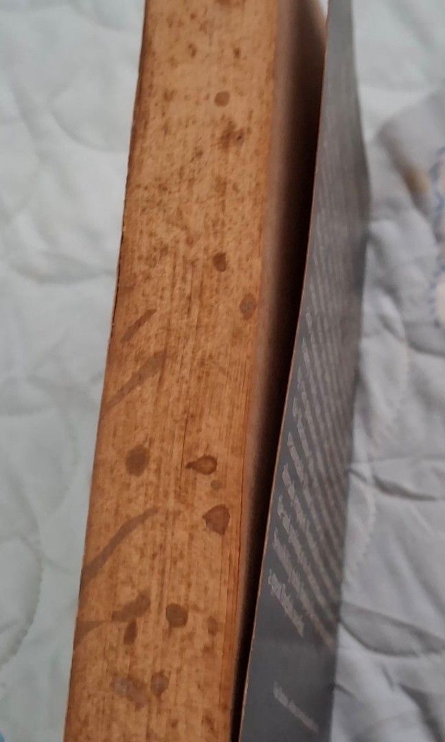Sense and Sensibility (Category: Storybooks) located in Caloocan City. Submitted by haydee88 (Listing ID 1455224203, Image 3). Description: 🍒Preloved Old book 🍒Has visible signs of aging/usage, storage, have tanning & light creases 🍒Please manage your expectations.