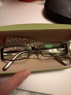 （分類：）位於 。 由 just_decluttering_. 提交（商品編號 1455312521，圖片 1）。簡介： 。