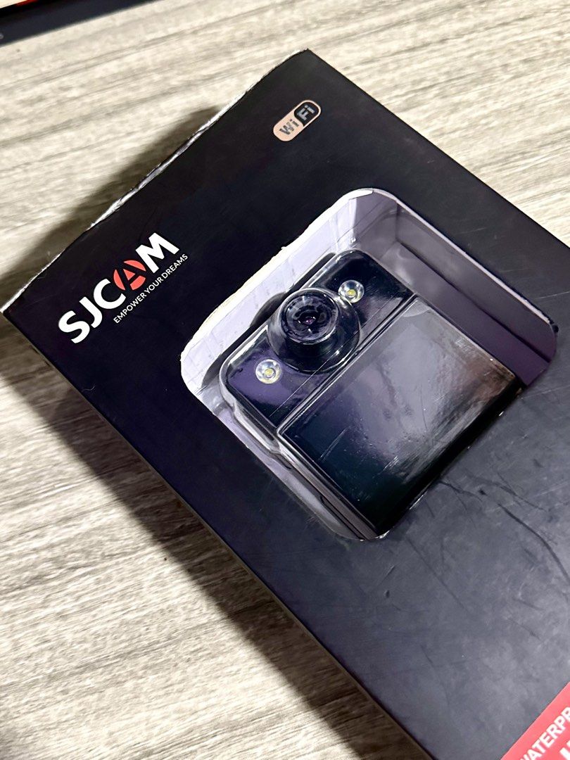 SJCAM Vlog POV Body Camera A20 (Category: Video Cameras) located in Valenzuela. Submitted by serlinasshop (Listing ID 1455196399, Image 2). Description: Last price na po Original price neto nasa 8,000+ 😊 Complete yung box Bnew pwede icheck if meetup or pickup.