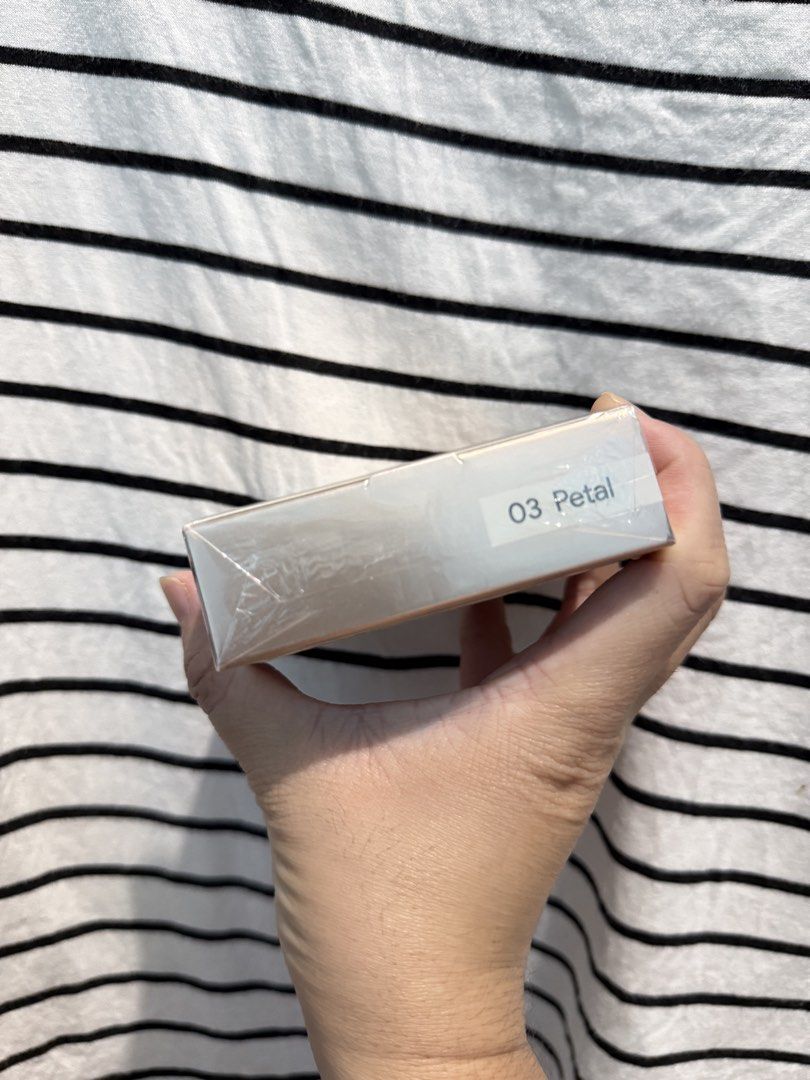 Skintific Perfect Cushion | Gold (Category: Makeup) located in Mandaluyong City. Submitted by gerry80399 (Listing ID 1455229105, Image 3). Description: FS : Skintific Perfect Cushion✨ 📌Sealed 📌03 Petal 📌1 pc only 💰500 💳Gcash or Bank Transfer 📌Lalamove 📍Mandaluyong DM 📩.